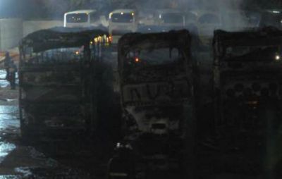 El incendio de cuatro colectivos molest� a vecinos de Empalme