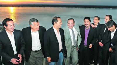 Peronizar la campaa, eje de la cumbre de gobernadores K