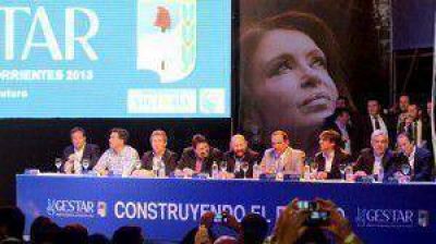 Insfr�n estuvo en la cumbre de gobernadores justicialistas que ratificaron apoyo a Cristina