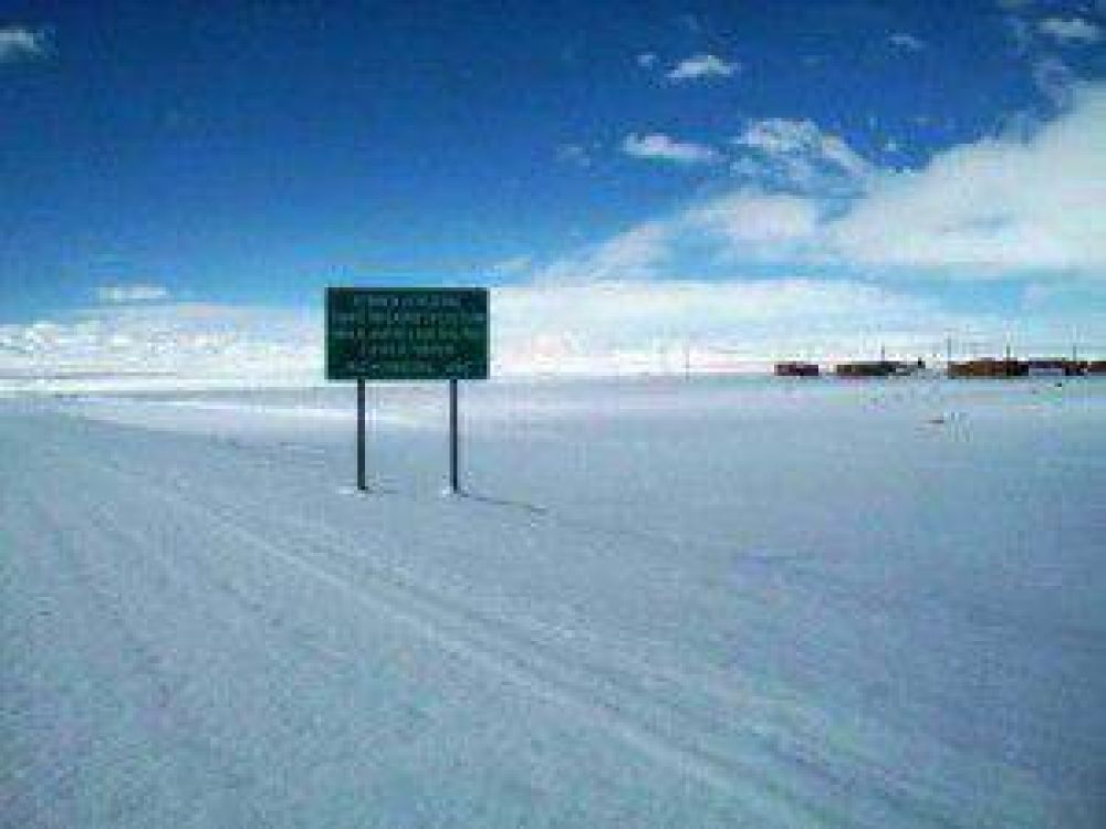 Otra vez se encuentra totalmente interrumpido el Paso de Jama por temporal de nieve del lado chileno