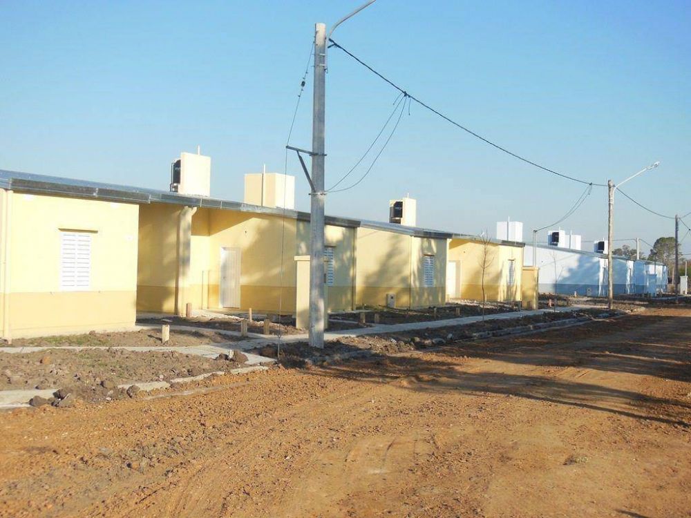 La Provincia alista la entrega de otras 100 viviendas en Monte Caseros