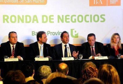 Scioli llam� a empresarios a continuar "trabajando juntos"  