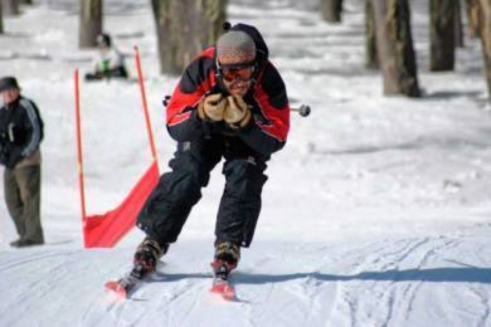Comienza el Campeonato Chubutense de esqu� en La Hoya