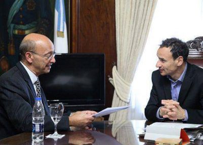 La Plata: Declararon hu�sped de honor a Alexander Kalache