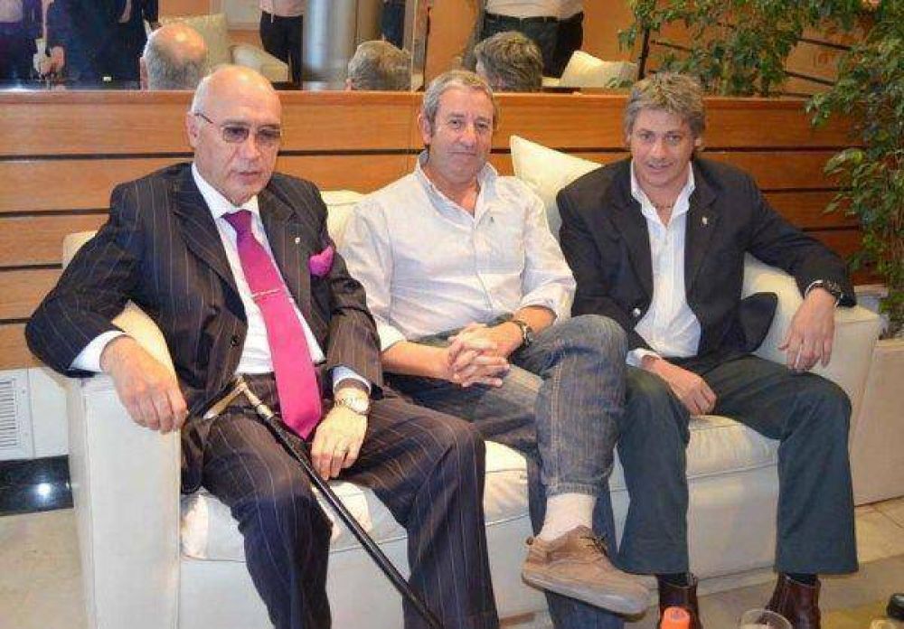 Julio Cobos pidi� votar por Claudio Massaccesi en Saladillo