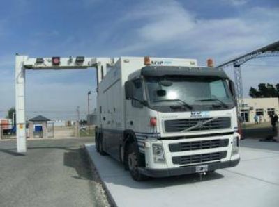 Etcheto: "para la producci�n local, la Aduana es fundamental"