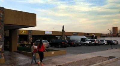 Inaugura el primer mall que Mendoza tendr� en el pedemonte