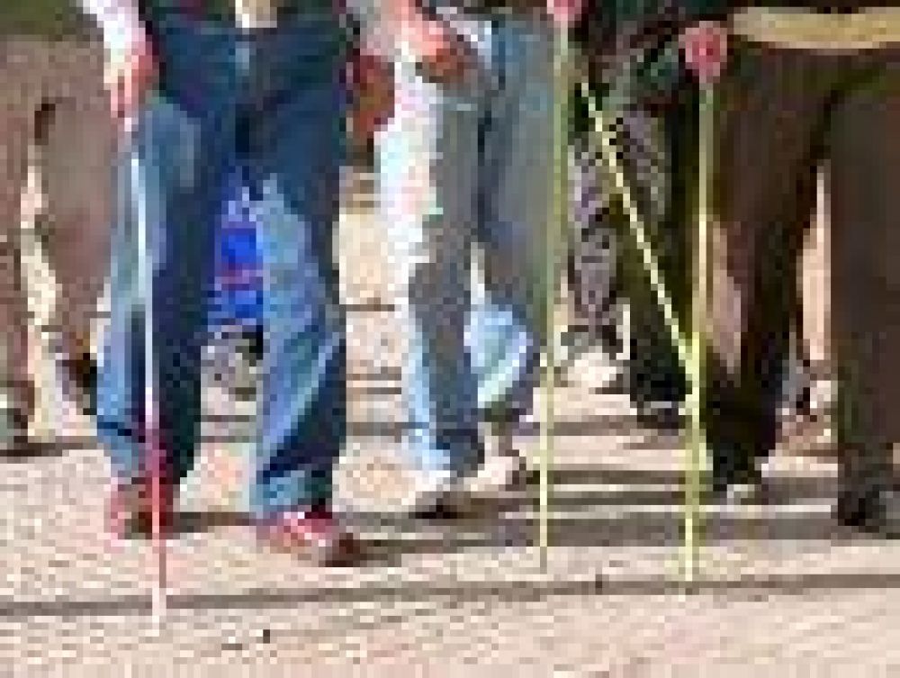 INICIATIVA PARA PERSONAS CON BAJA VISI�N
