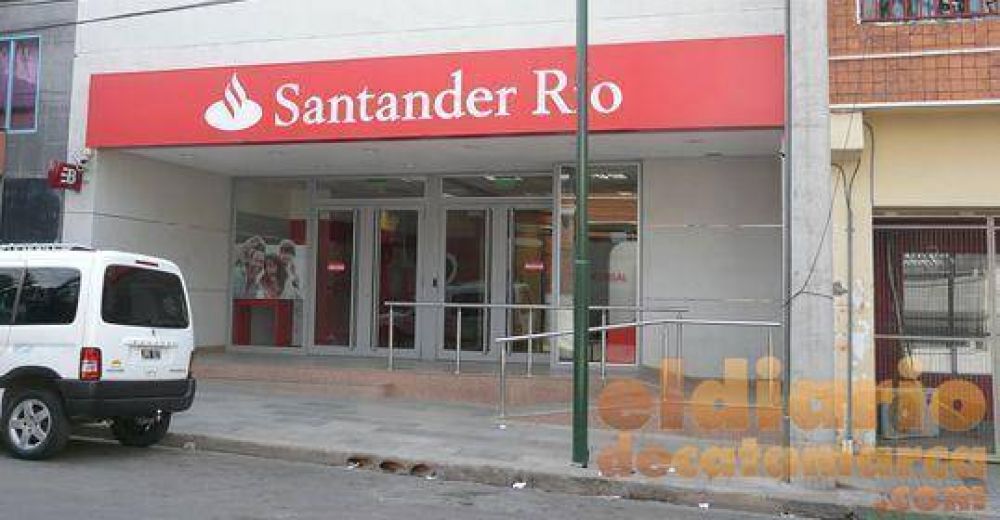 Indagan este lunes al asaltante de la salidera del Santander Rio