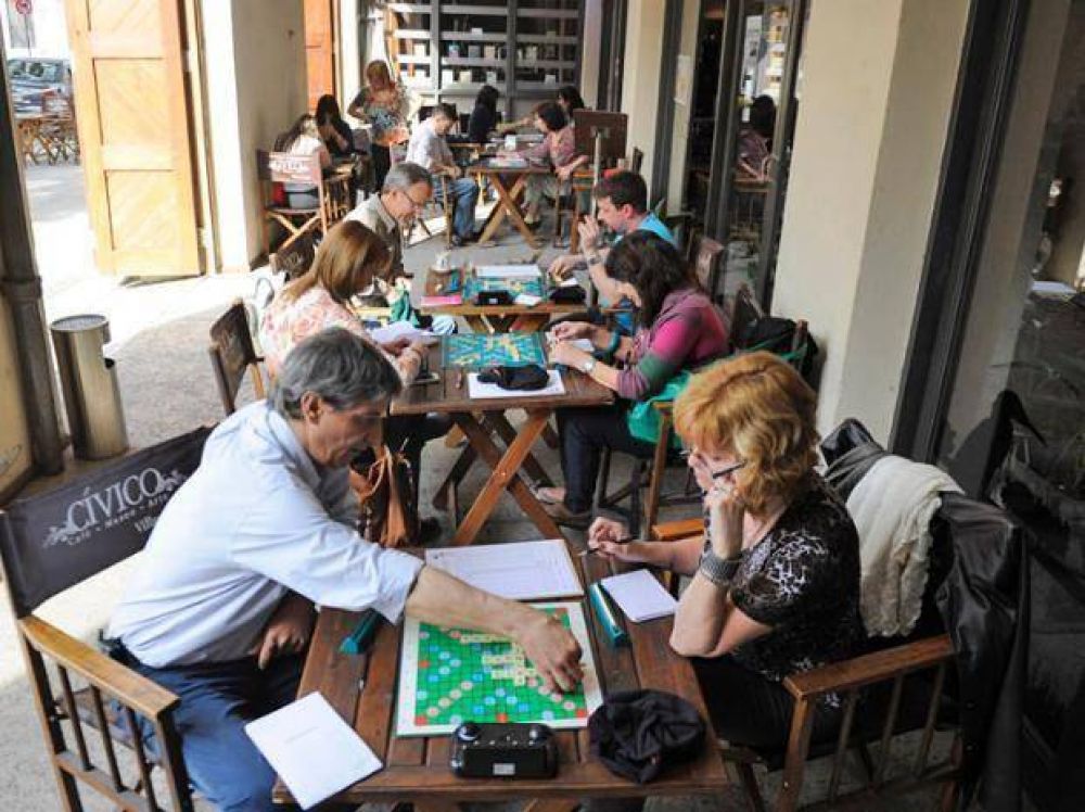Tres rosarinos rumbo al mundial de Scrabble, el juego que desaf�a a construir vocablos