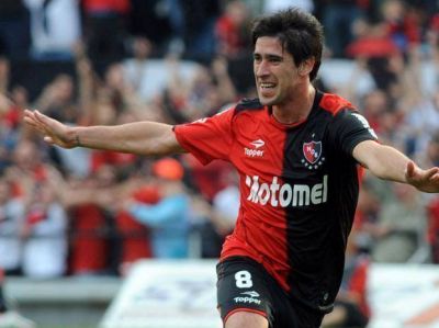 Newell's empat� con Estudiantes pero igual sigue siendo el l�der del campeonato