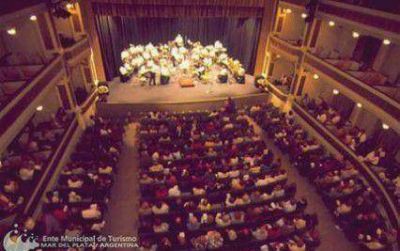 Funci�n solidaria de Hazmereir en el Teatro Col�n