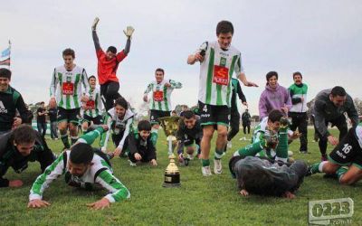 "No todos los d�as pod�s salir campe�n con tus amigos"