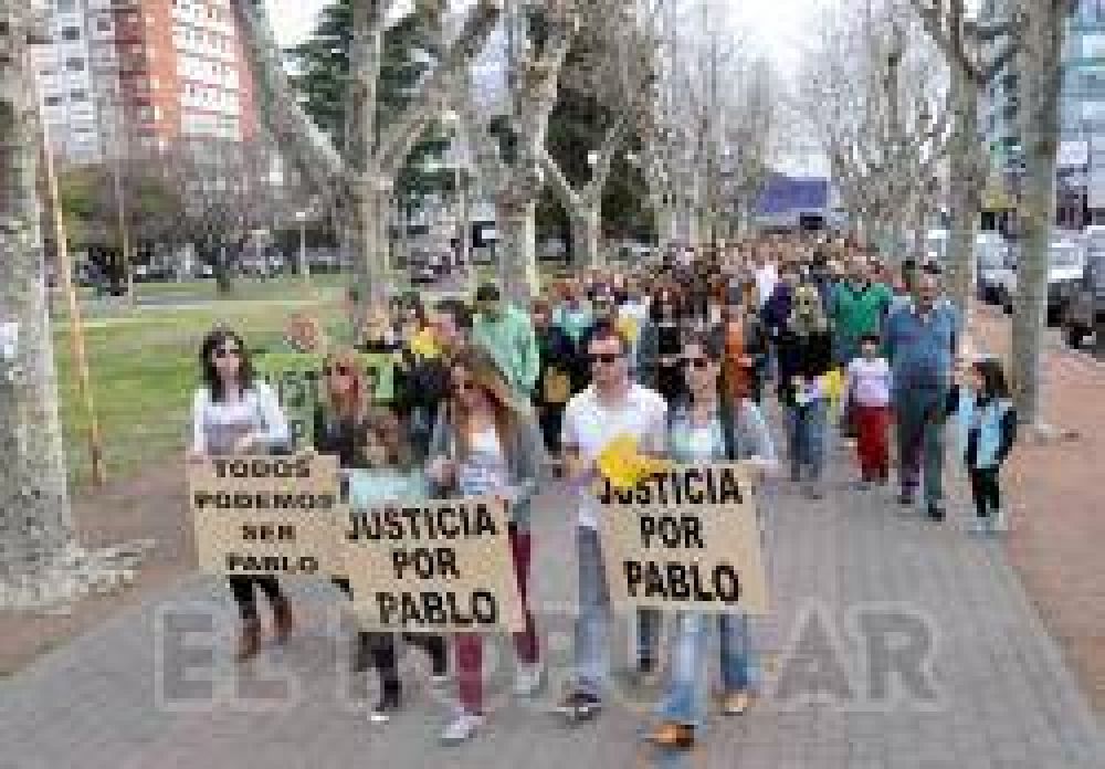 Masiva marcha por las v�ctima del tr�nsito