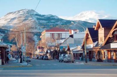 La temporada de invierno se alarga hasta octubre en Esquel