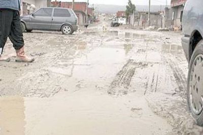 Contin�a el alerta meteorol�gico con pron�stico de lluvias para esta tarde