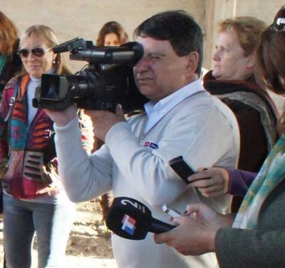 Muri� el camar�grafo 'Chelo' Garc�a tras caer de un techo realizando una nota period�stica 
