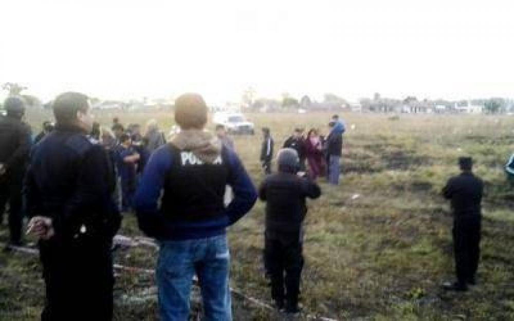 Mar del Plata: Incendian casa del detenido por crimen de joven hallada en descampado