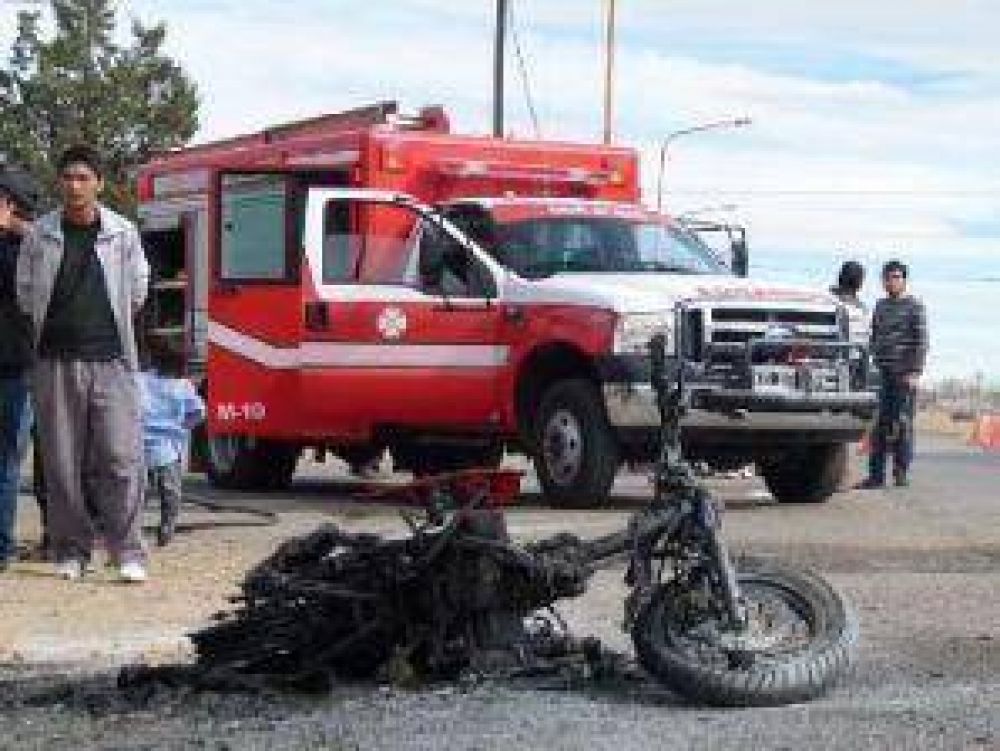 Cutral Co: Un motociclista fue embestido y abandonado