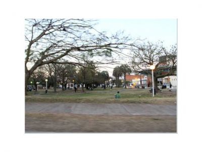 Vecinos de la Terminal piden mayores controles en la plaza