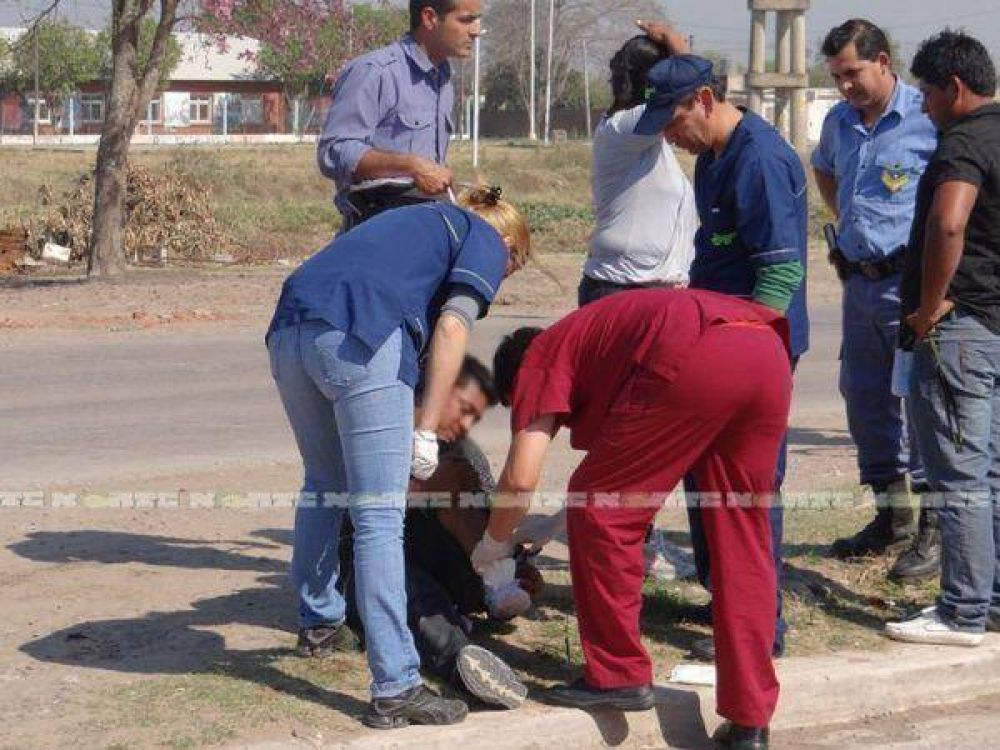 Un herido grave por un choque entre motociclistas