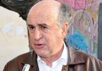 Parrilli critic� a la izquierda y apunt� contra Pereyra 