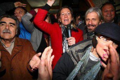 �La Presidenta me pidi� que convoque a la unidad�