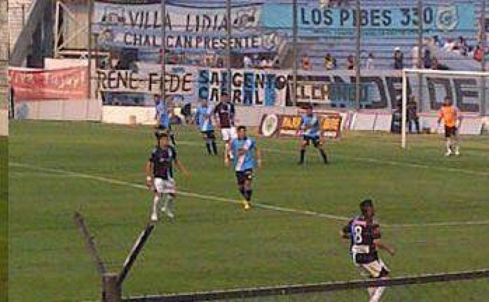 Decepcionando, Gimnasia empat� sin goles con Villa San Carlos