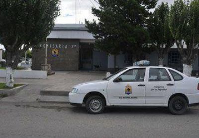 Golpe� a su pareja, a una ni�a y fue detenido