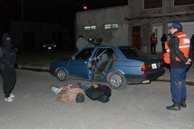 Tres demorados por comercializaci�n de droga
