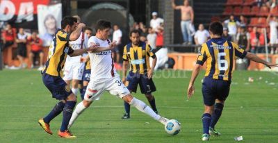 Col�n gan� un dur�simo partido