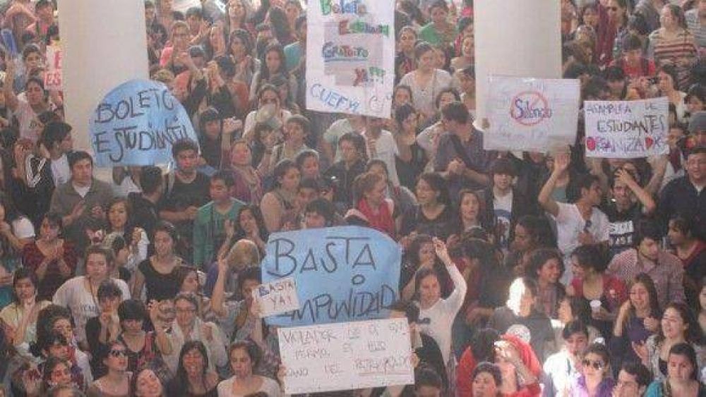 Los universitarios volver�n a marchar para exigir seguridad