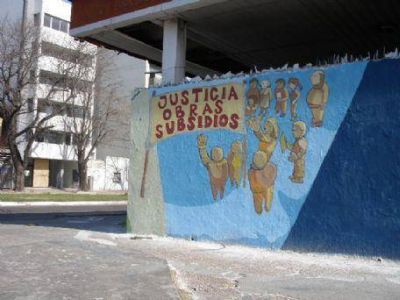 Reuni�n de damnificados con Scioli y Bruera: �Lo que busca el intendente es dividir�, aseguraron los vecinos