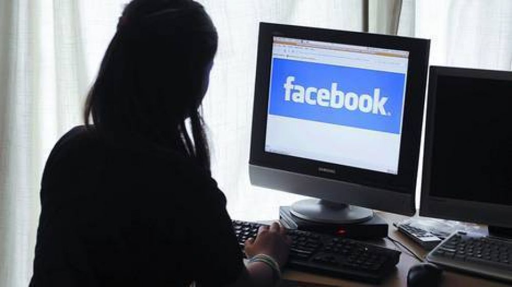 Facebook: 1 de cada 3 chicos lo usa sin supervisi�n de un adulto
