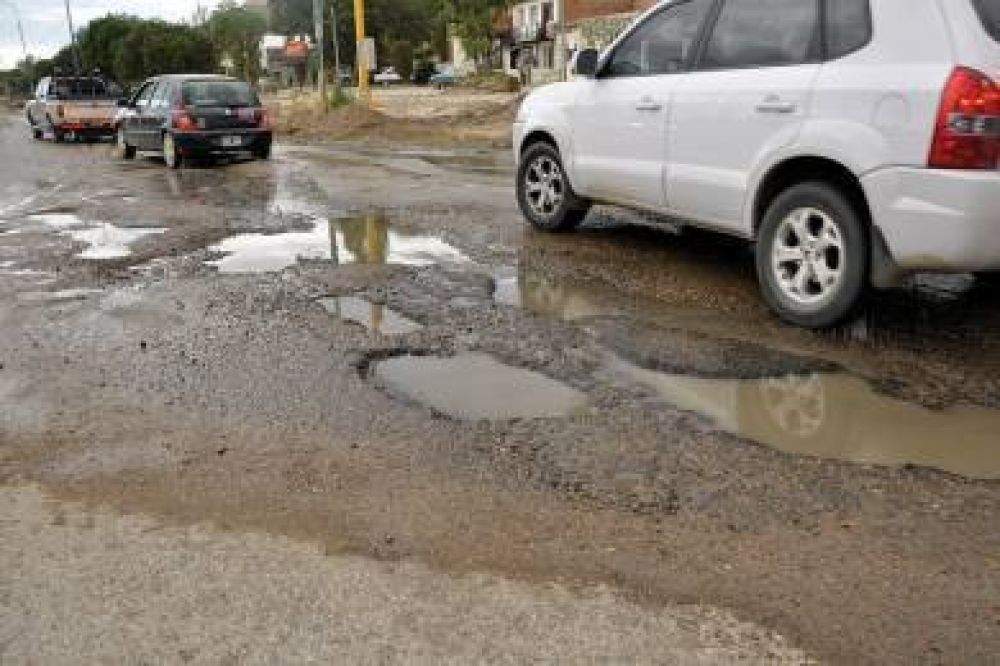 Boyero: �apenas mejore el clima, saldremos con un programa intensivo de bacheo�