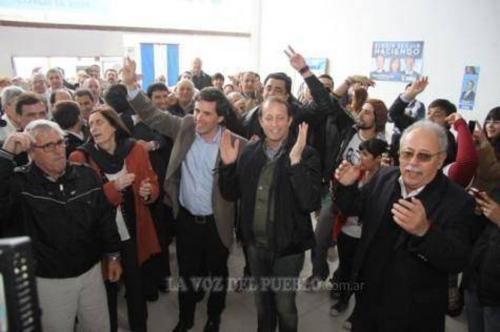 Una intensa recorrida marcada por el contacto con vecinos
