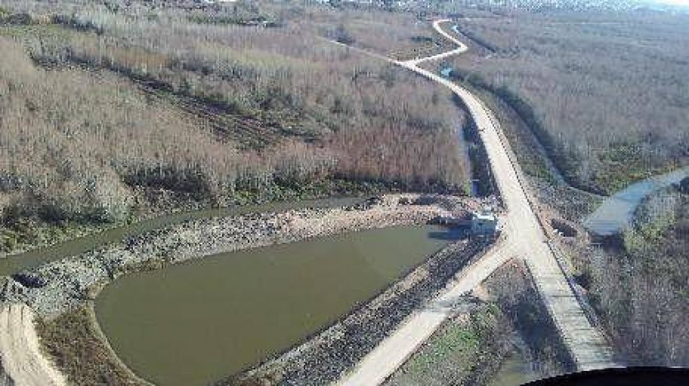 �Terrapl�n costero o v�a de salida para el Puerto de Contenedores?