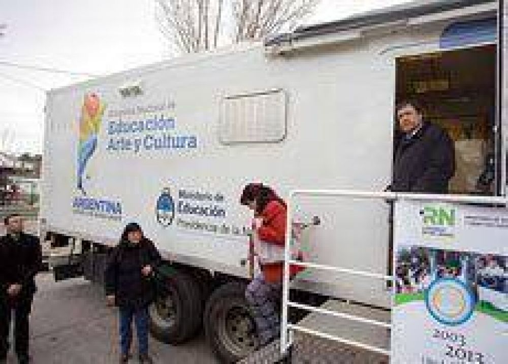 Presentaron el camin educativo de Nacin