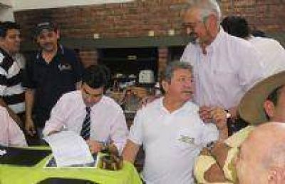 Salta y Bolivia firmaron un convenio para realizar obras de encauzamiento en el R�o Pilcomayo