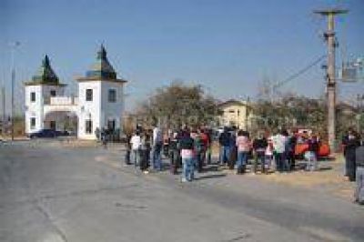 Vecinos de La Almudena: "Como sociedad estamos enferma vialmente"