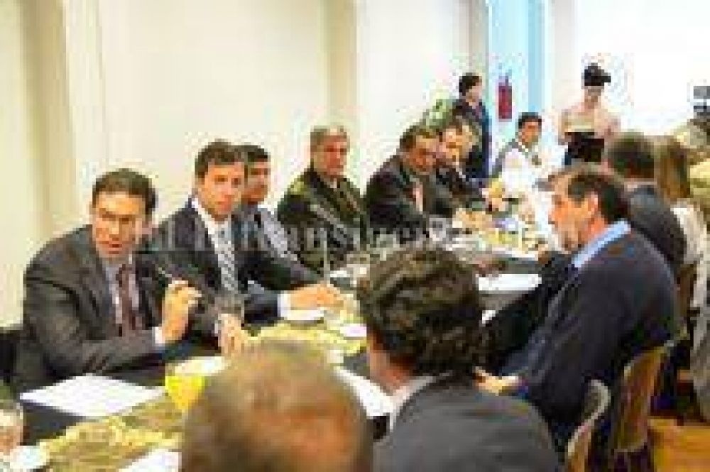 El Intendente Miguel Isa se sumar� al Consejo Provincial de Seguridad Vial