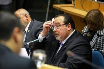 Habr�a renunciado el Ministro de Salud