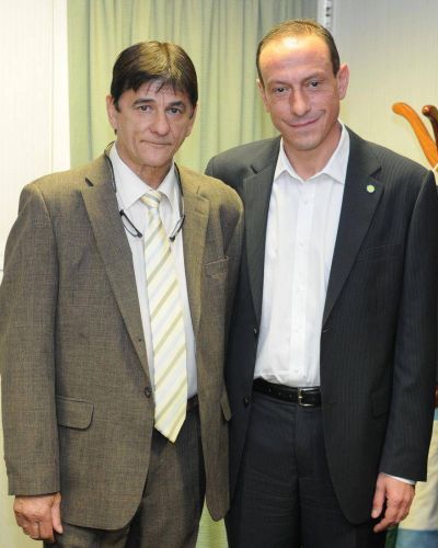 El Ministro Breitenstein sostuvo que hay una disposici�n institucional y pol�tica muy fuerte para trabajar con los parques industriales