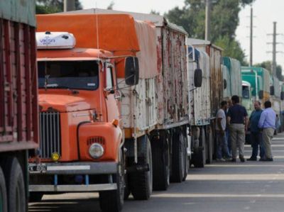 Camioneros no quieren venir m�s a Rosario por los ataques que sufren