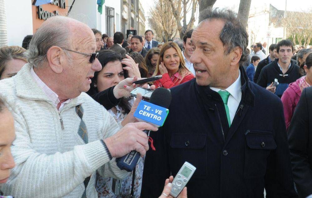 Fue inaugurada la Escuela T�cnica N� 1 de Roque P�rez y una nueva sede del Instituto de Previsi�n Social