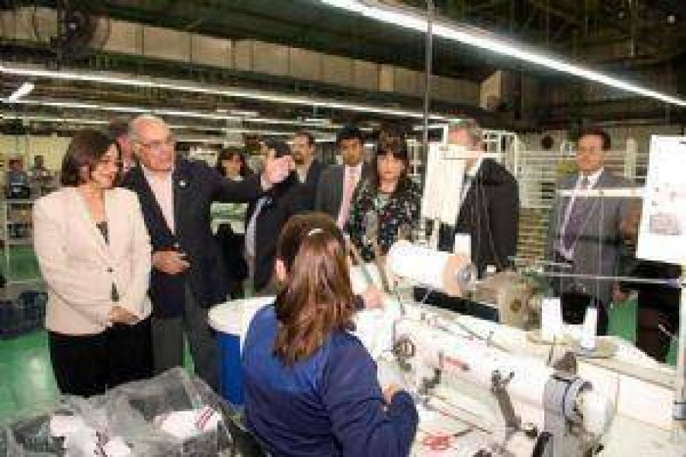 Corpacci se diferenci� del FCyS y remarc� su apuesta al empleo privado