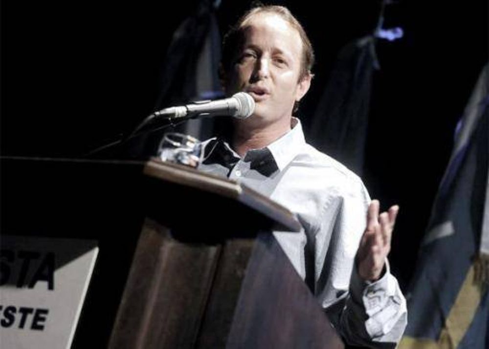 Insaurralde encabeza una reuni�n sobre seguridad con intendentes