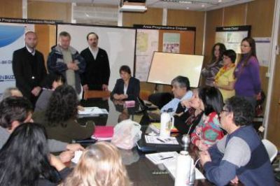 Eredia avanz� con gremios de la salud en la aplicaci�n del Convenio Colectivo de Trabajo