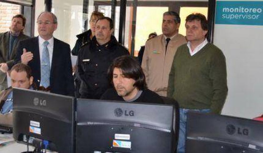 Entregaron a la Polic�a y Prefectura el listado de la ubicaci�n de las c�maras de seguridad