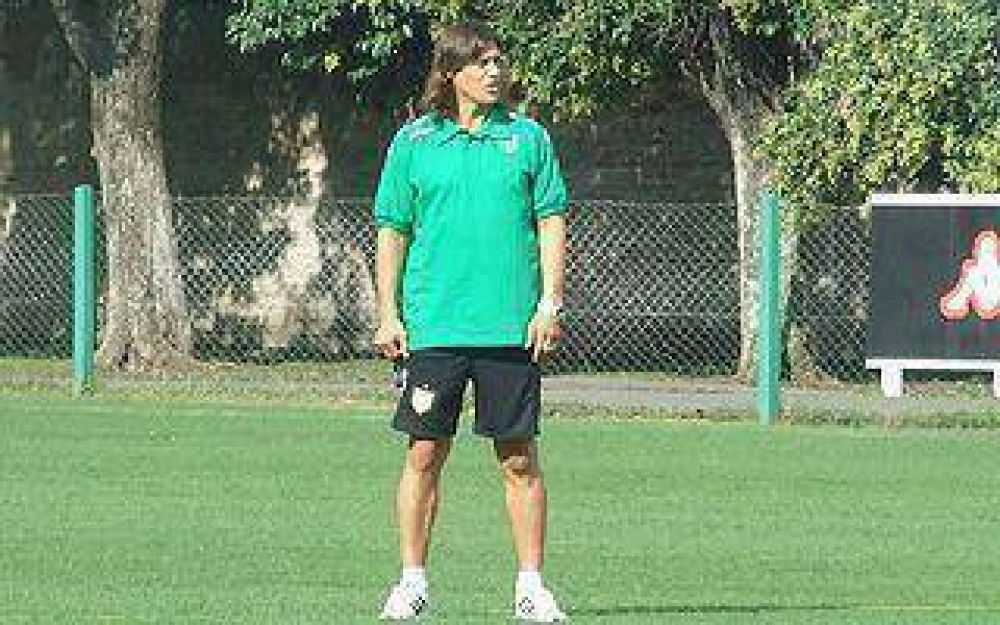 Vuelta al trabajo con victoria de los suplentes en un amistoso